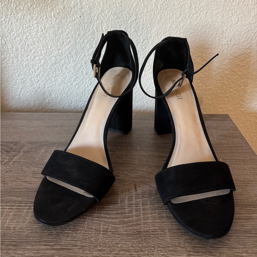 Nine West black heels size 10